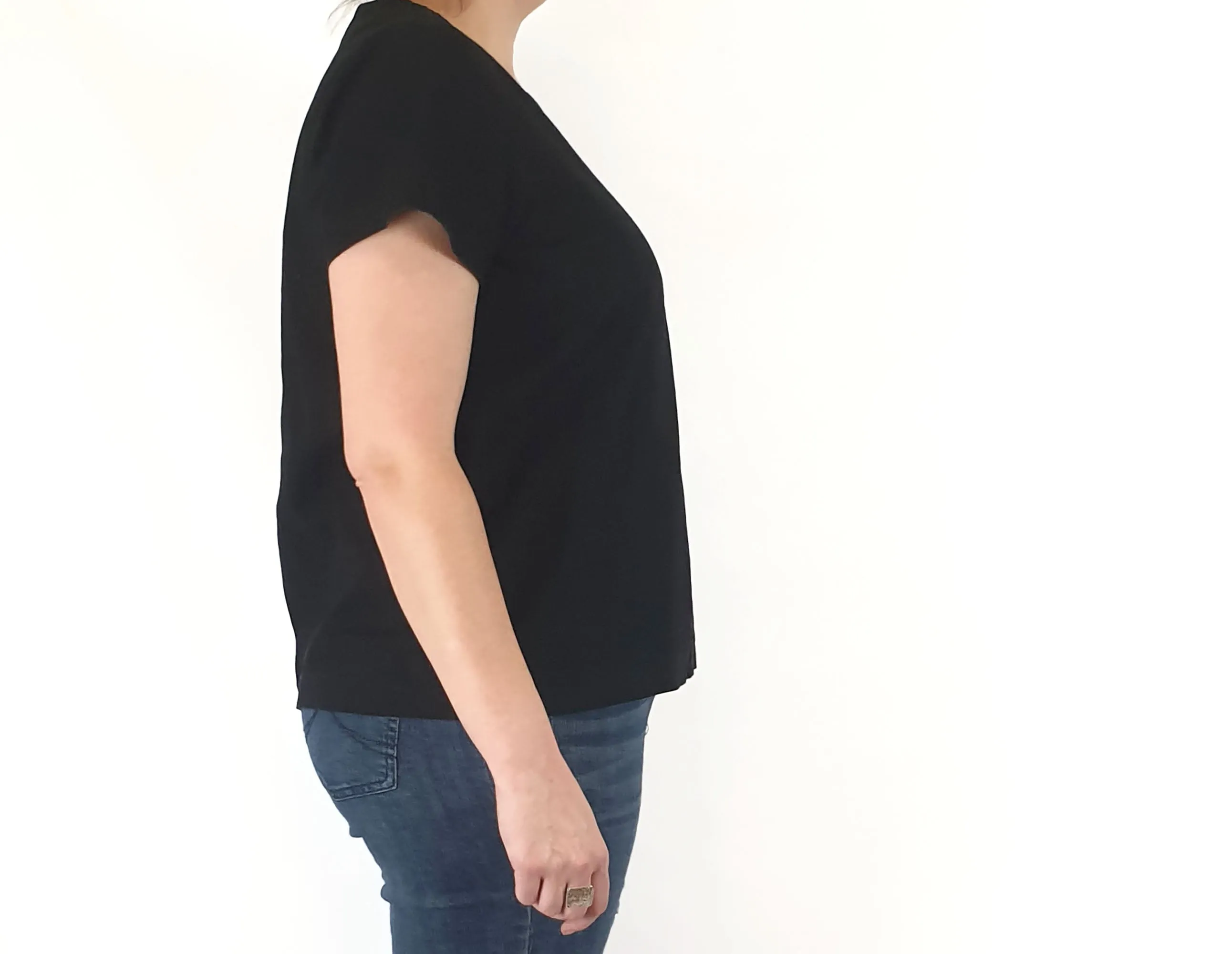 Beserk Australia black linen mix top size L