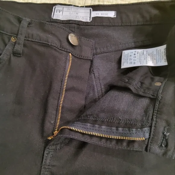 Free People Cropped Jeans Size 30