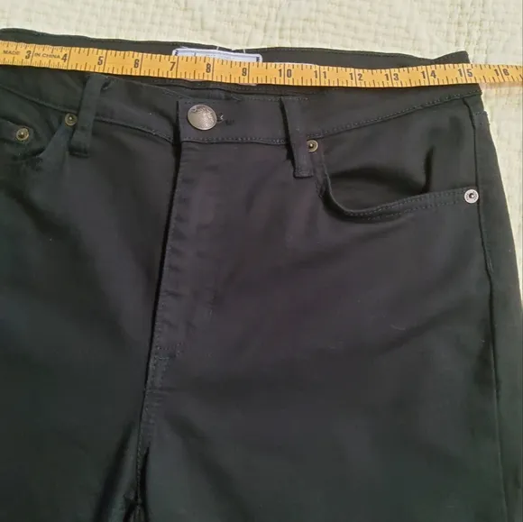 Free People Cropped Jeans Size 30