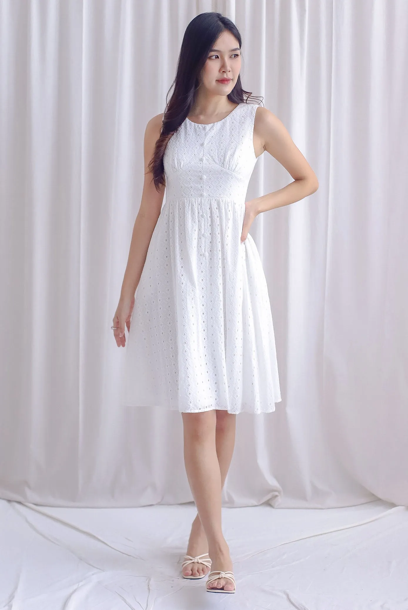 Gracie Eyelet Bustier Buttons Dress In White