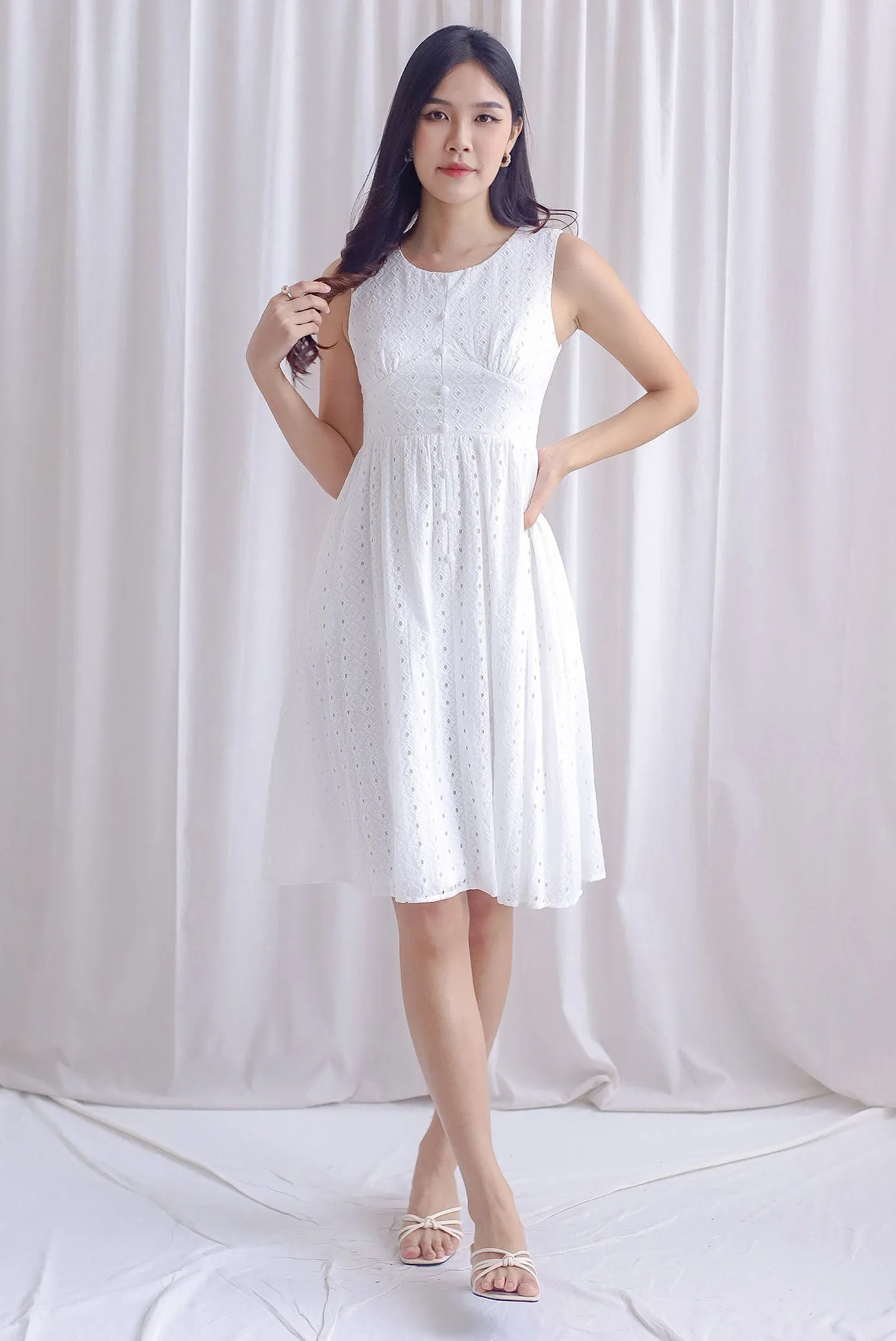 Gracie Eyelet Bustier Buttons Dress In White