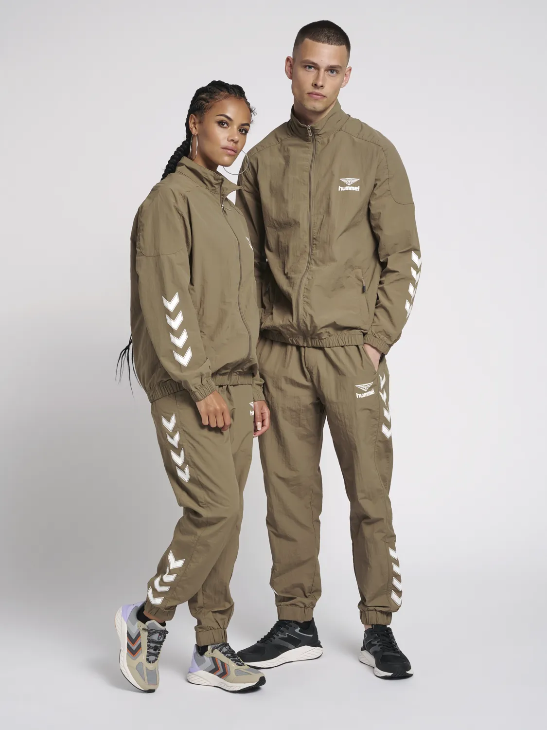 Hummel hmlNIKKI Pants - Walnut