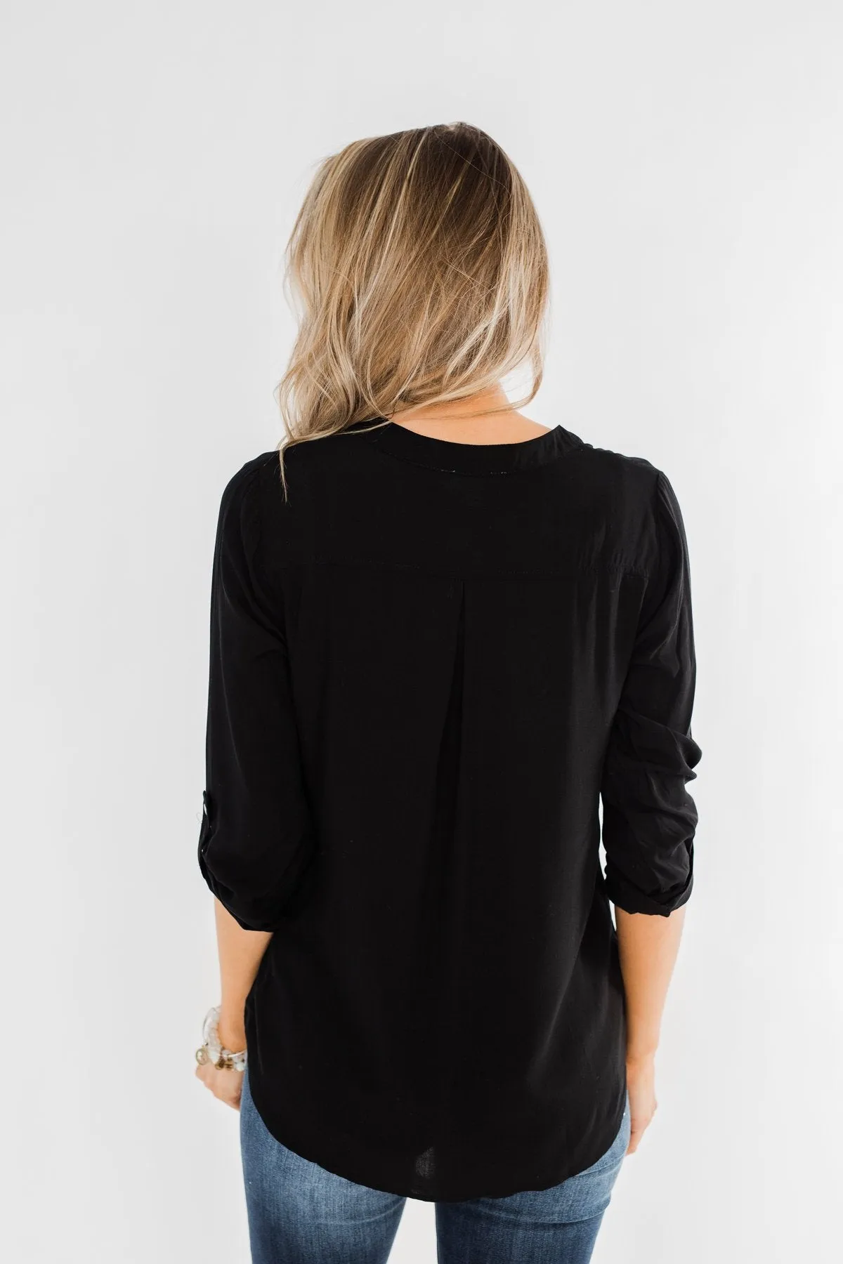 In My Sight V-Neck Pocket Top- Black