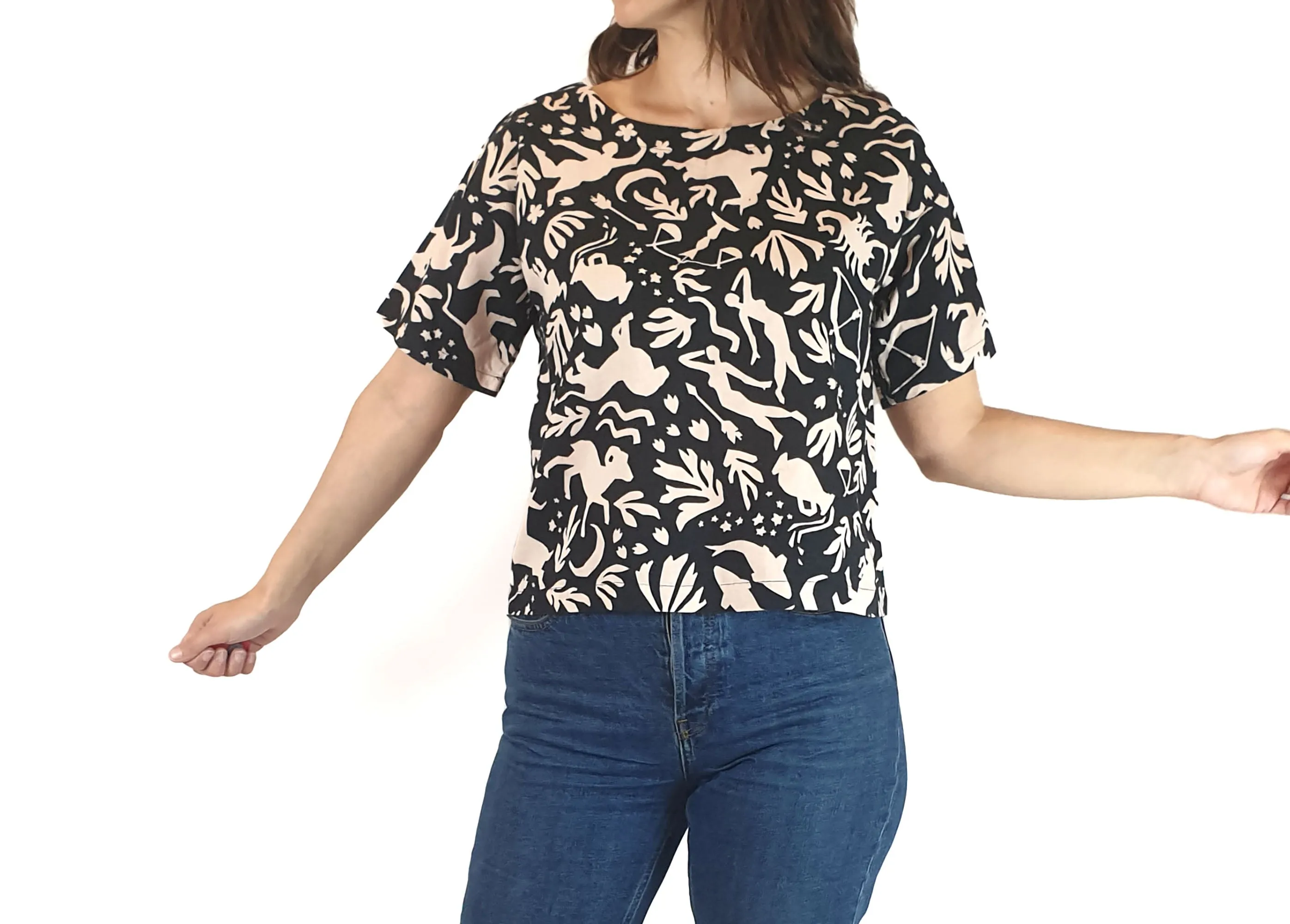 Princess Highway star sign print top size 6 (fits 6-8)