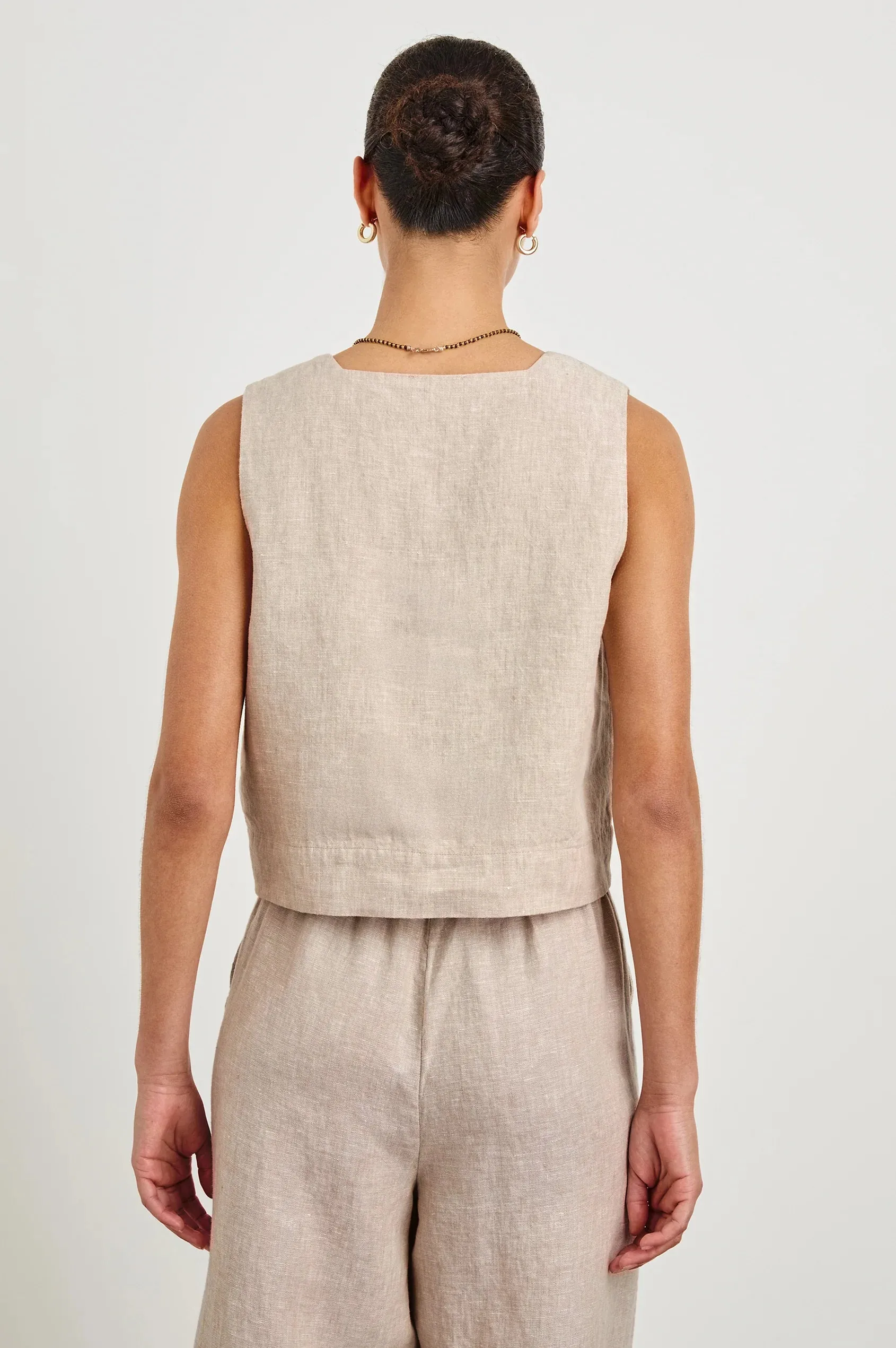Rails Akira Top