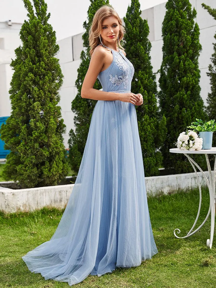 Robe de mariée trapèze en tulle à col licou avec appliques