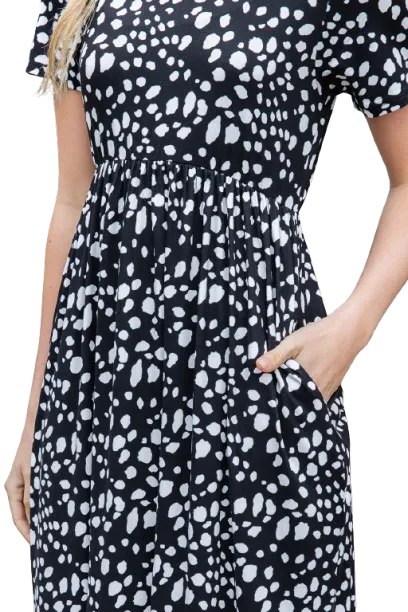 Short Sleeve Animal Print Elastic Waist Maxi Dress Black Off White - Pack of 6