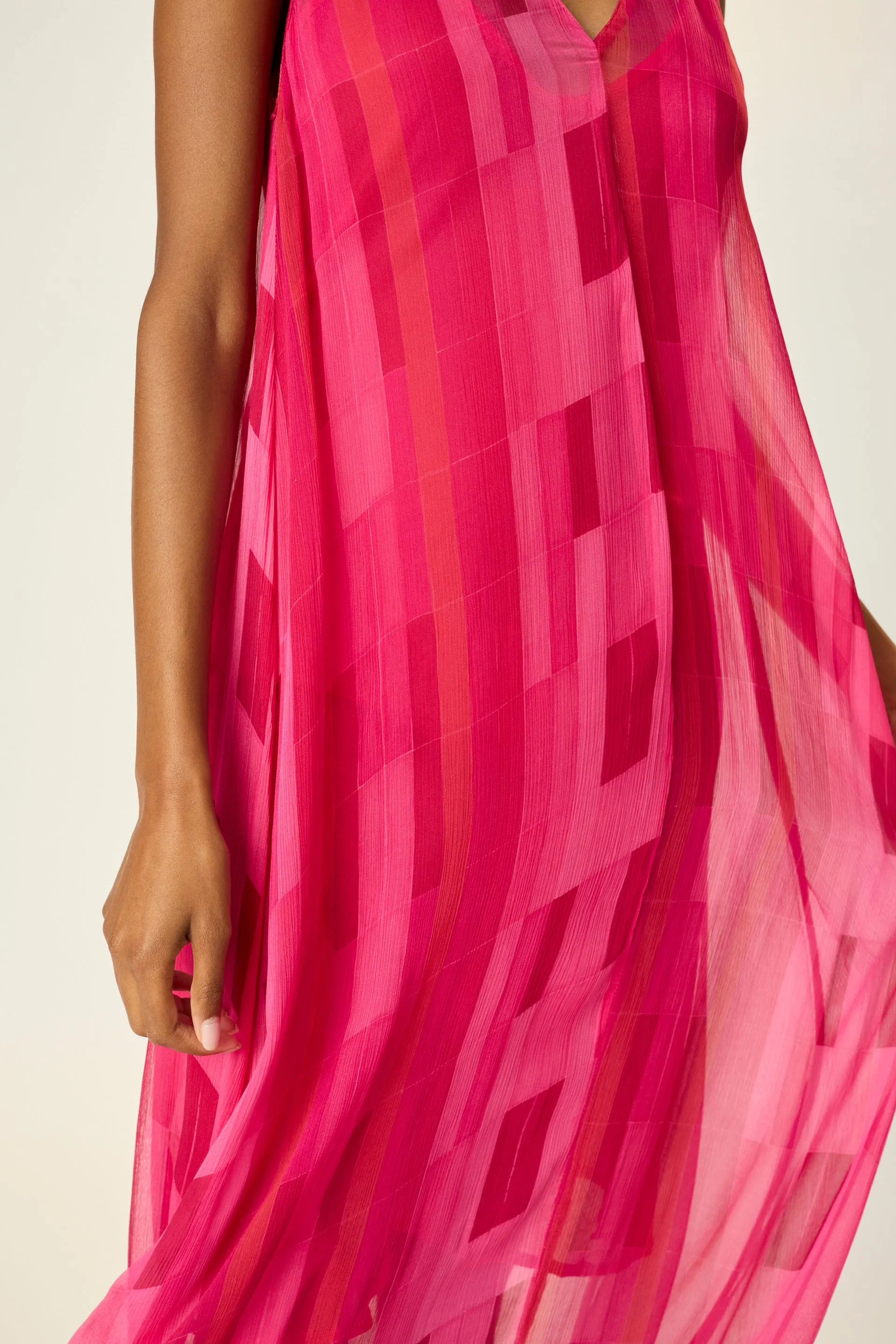 TOVA MAXI
