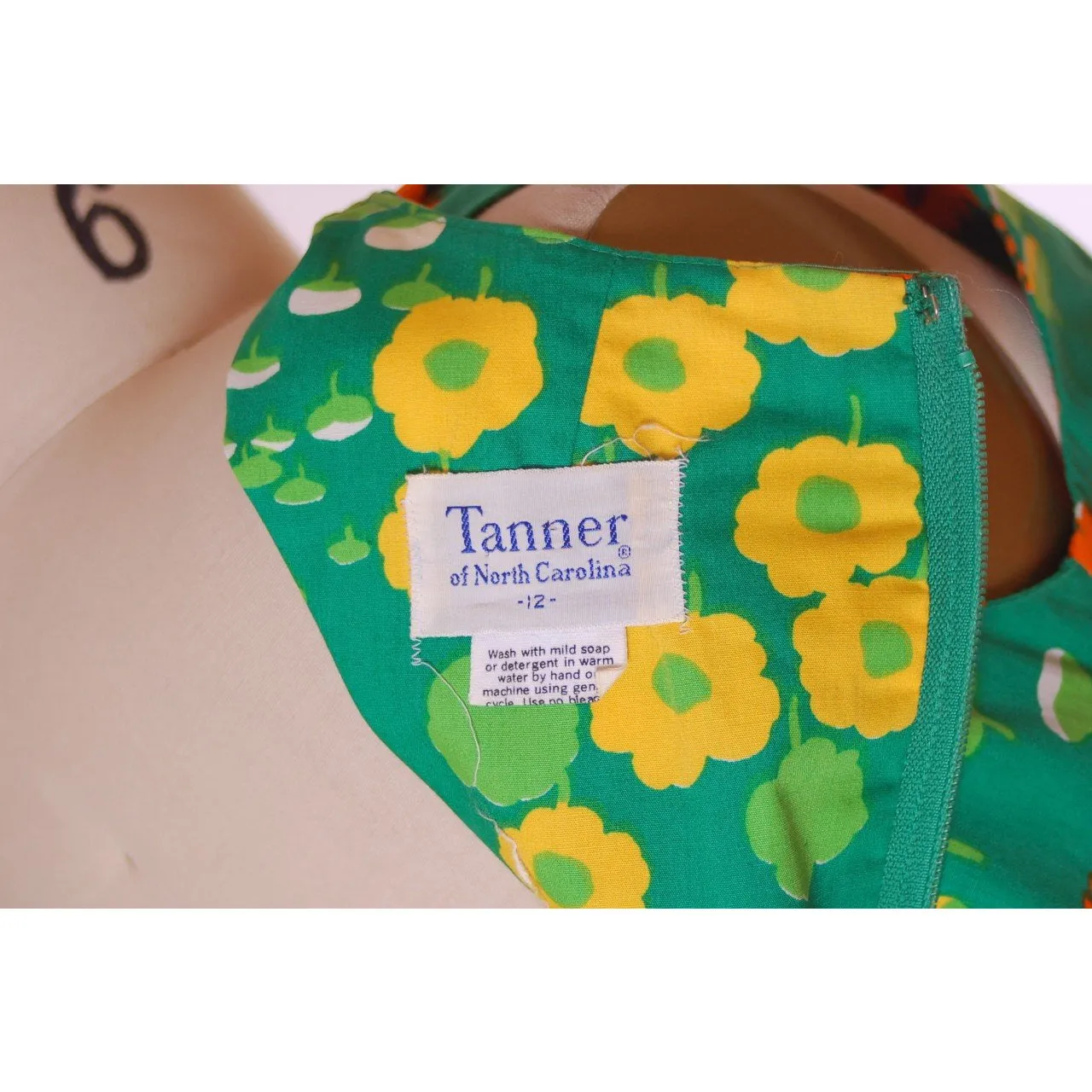 Vintage Cotton Dress Green Stylized Floral Tanner 1960s 35-29-44
